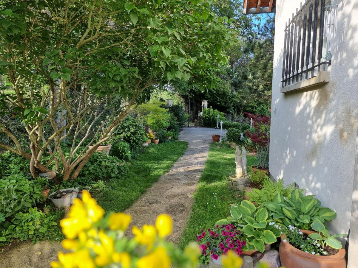 La Citadelle Bed & Breakfast Sainte-Genevieve-les-Gasny Exterior photo